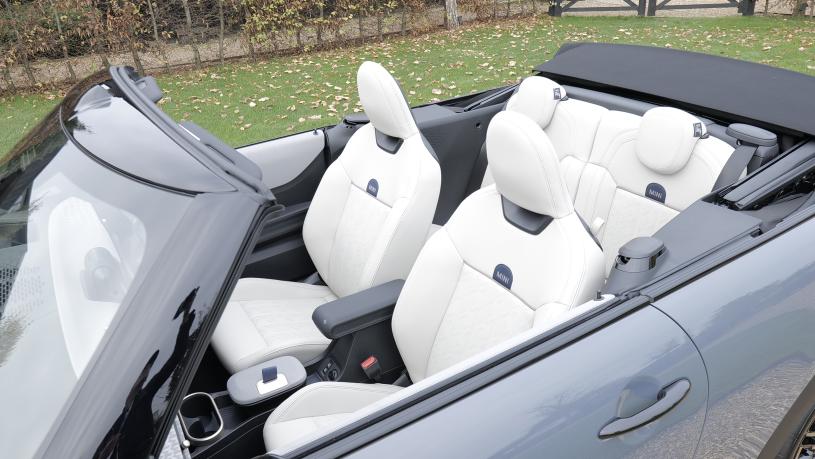3441906 2.0 S Sport [Level 2] 2dr Auto